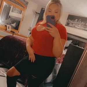 Meet your Posher, Adriana